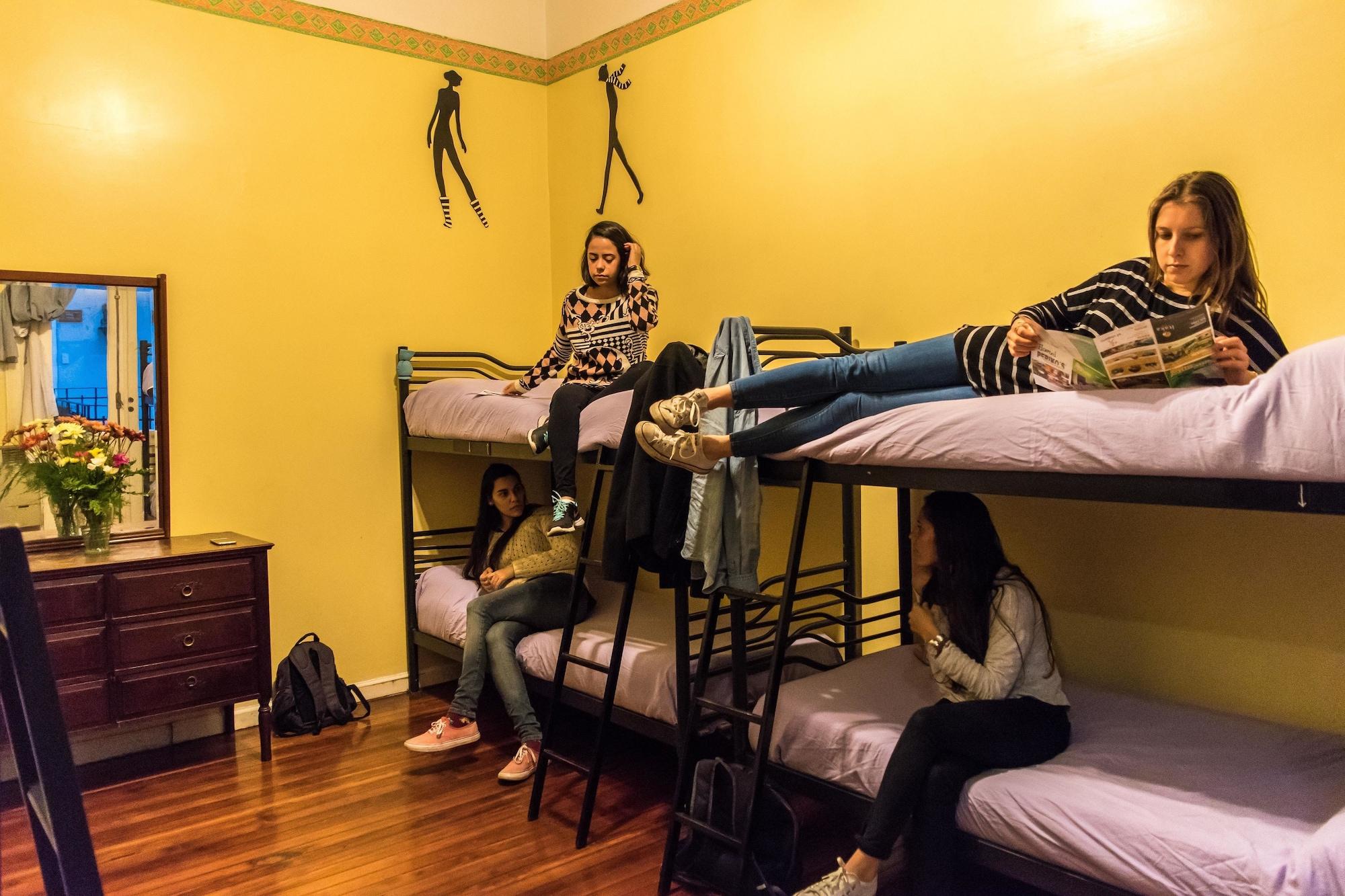 Milhouse Hostel Hipo Буенос Айрес Екстериор снимка