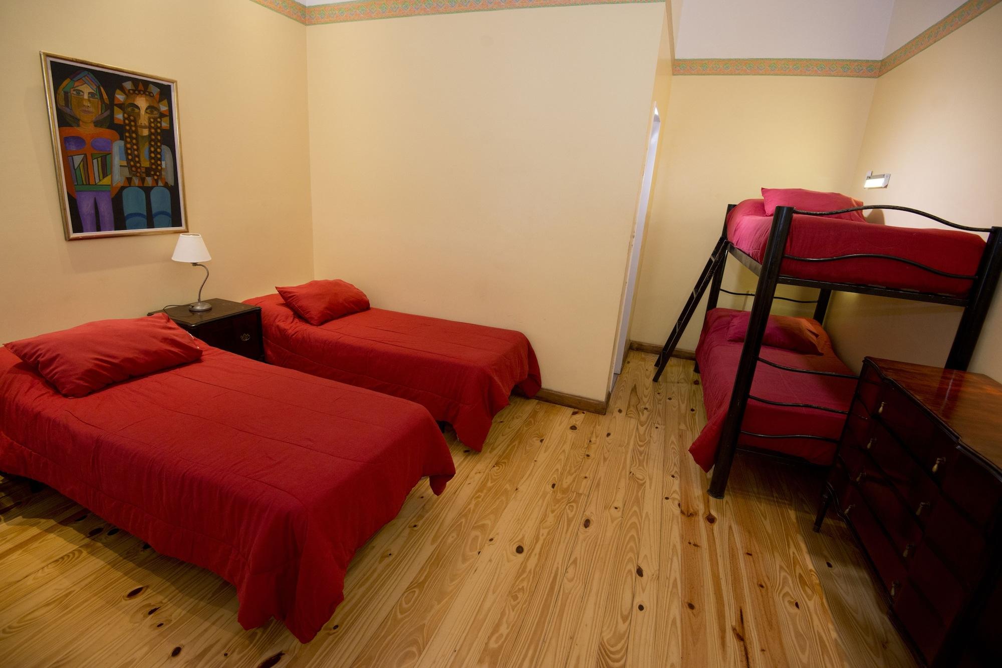 Milhouse Hostel Hipo Буенос Айрес Екстериор снимка